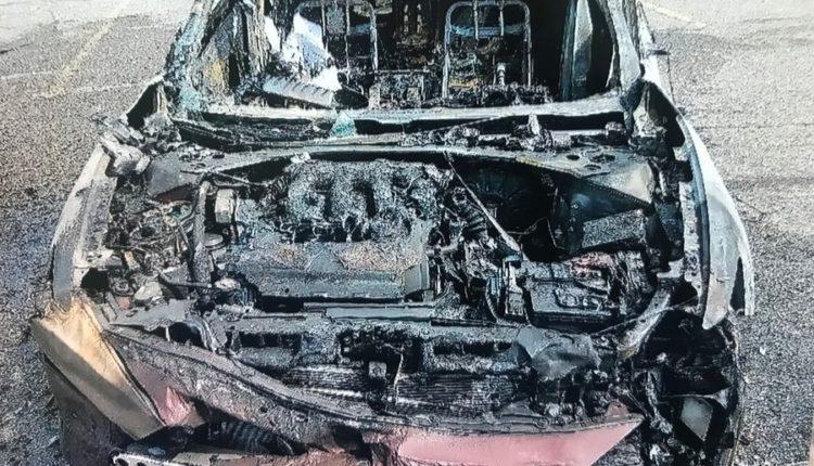 اشتعال جديدة لجوال سامسونج مسببا تدمير سيارة