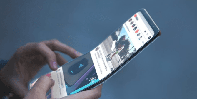 موقع هولندي ينشر صور تخيلية لتصميم جوال سامسونج القادم القابل للطي