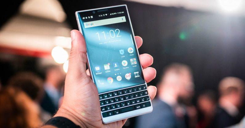 صور مسربة جديدة تكشف مواصفات جوال بلاك بيري Blackberry KEY2 Lite Edition
