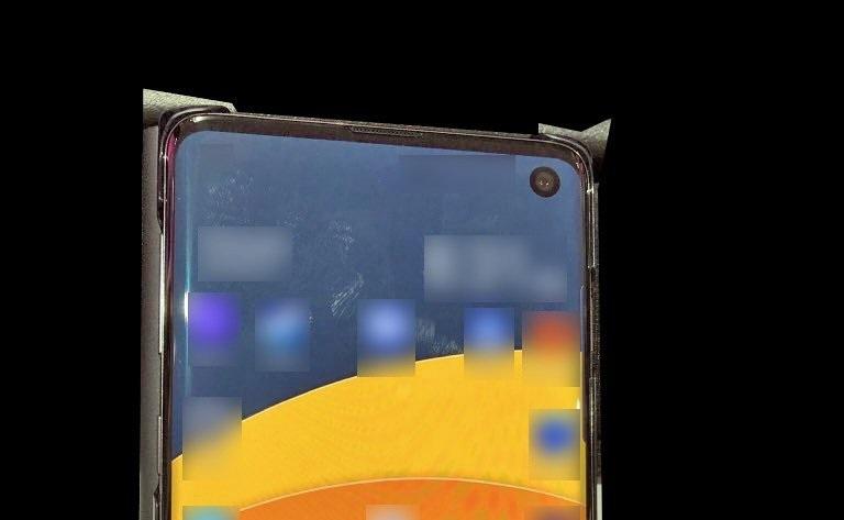 لأول مرة، تسريب صورة واقعية لجوال سامسونج جالكسي S10 المنتظر