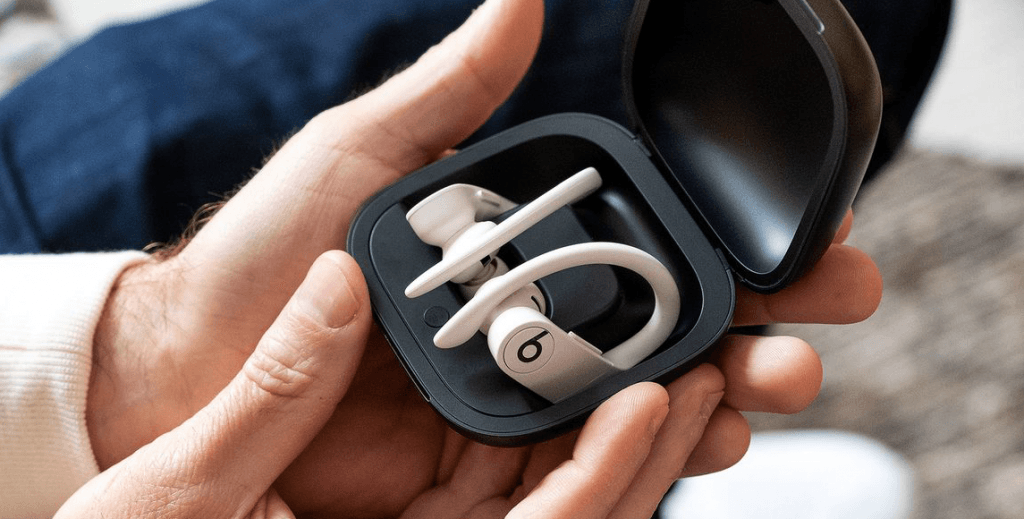 آبل تستعد لفتح باب الحجز المسبق لسماعة Powerbeats برو في هذا الموعد