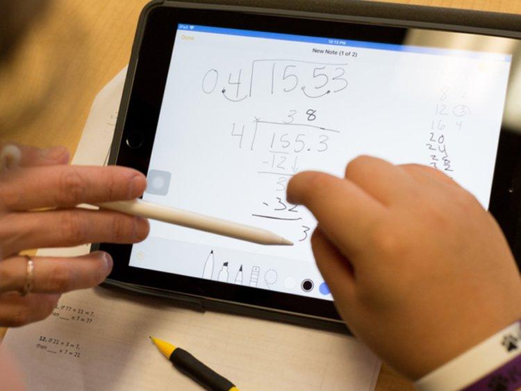أفضل خمس تطبيقات متميزة للآيباد تساعد في عملية الشرح بمناسبة بدء الدراسة