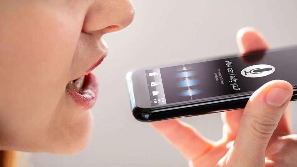 ابتكار نظام ذكاء اصطناعي ينشئ صورًا لأشخاص من خلال أصواتهم