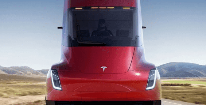 تسلا تبدأ في تلقي الطلبات لشاحنتها شبه الكهربائية التي يبلغ مداها 500 ميل