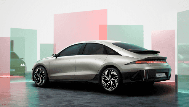 هيونداي تطلق أول سيارة سيدان كهربائية