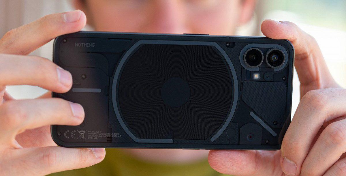 Nothing تستعد لإطلاق هاتف Nothing Phone (1) Lite