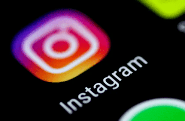 إعادة تصميم موقع انستاجرام على الويب للشاشات الكبيرة