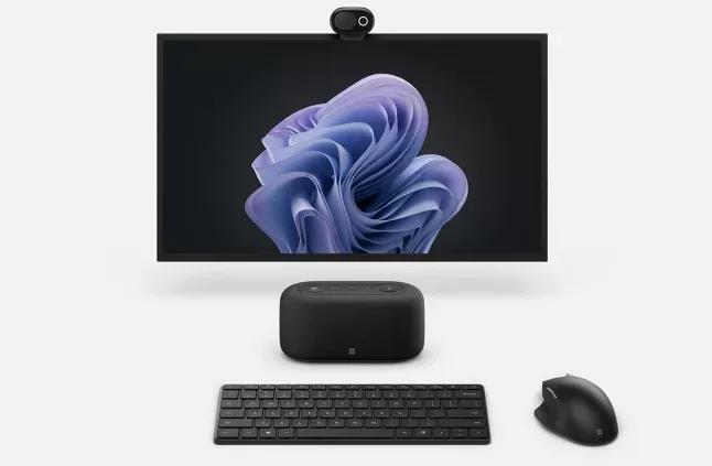مايكروسوفت تكشف عن Audio Dock لدعم المستخدم بمكبر صوتي وhub لأجهزة الحاسب