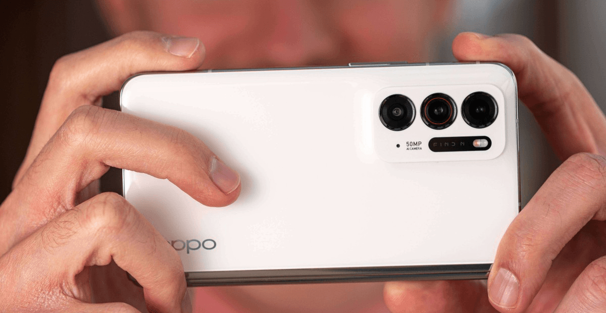 Oppo Find N2 ينطلق قريباً بشاشات E6 بمعدل تحديث 120Hz