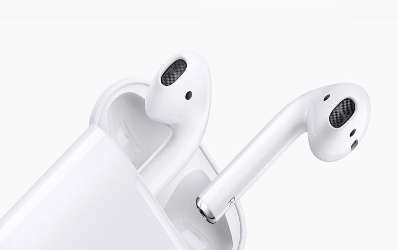 تعرف على كيفية تنظيف سماعات آبل AirPods وعلبة الشحن الخاصة بها