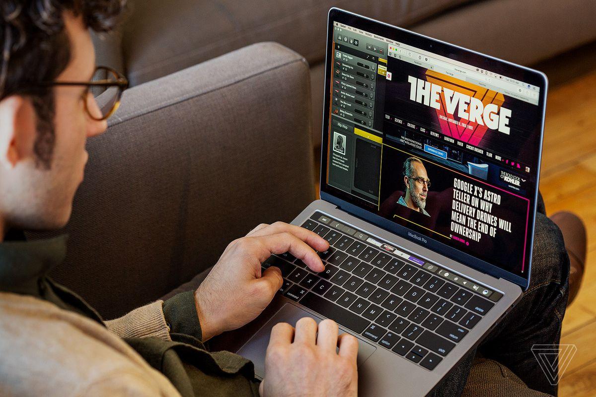 آبل تفكر على الأرجح في جلب خاصية Face ID لحواسيب MacBook و iMac المستقبلية