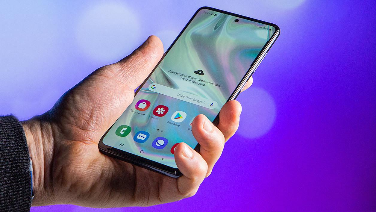 الهاتف Galaxy A51 يبدأ بتلقي تحديث جديد يجلب معه واجهة Samsung One UI 2.1