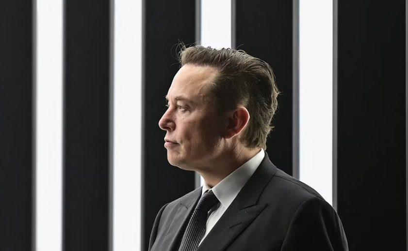 ارتفاع سهم تويتر بنسبة 5% بعد أنباء عن قبول عرض الاستحواذ من ماسك