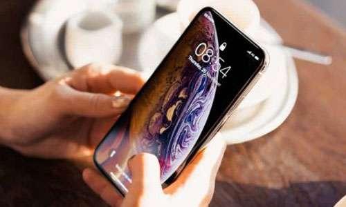 بسبب الايفون – ابل تدفع غرامة مليار دولار لسامسونج!