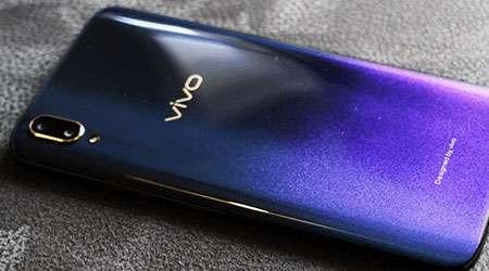 فيفو تكشف عن أسرع تقنية شحن للهواتف الذكية في العالم بقوة 120 وات!