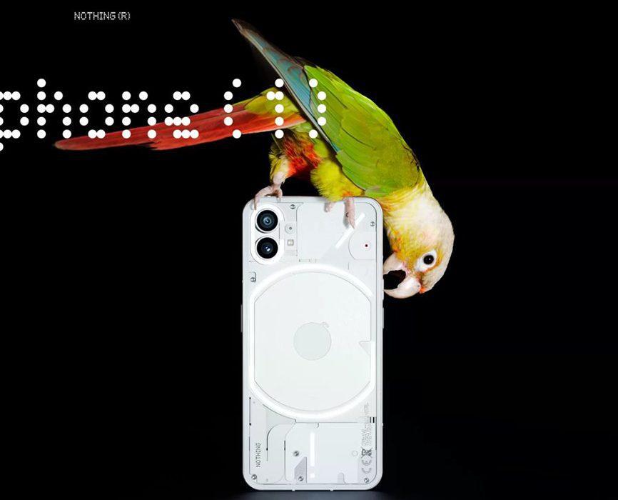 صور رسمية لهاتف Nothing Phone (1) في إعلان تشويقي جديد
