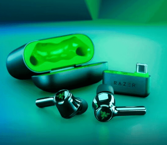 إطلاق سماعات الأذن اللاسلكية Razer Hammerhead Hyperspeed مع ميزة عزل الضوضاء وتأثير الإضاءة السحري