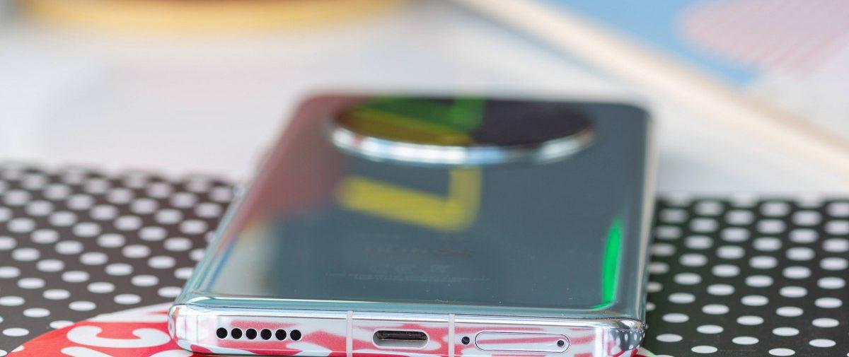 هاتف Honor Magic5 ينطلق قريباً بمعالج Snapdragon 8 Gen 2