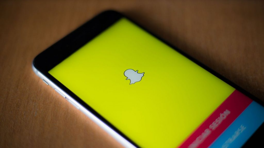تحديث سناب شات سيتيح مشاركة المنشورات خارج التطبيق ورؤيتها دون حاجة إلى تحميل التطبيق 3 تحديث سناب شات
