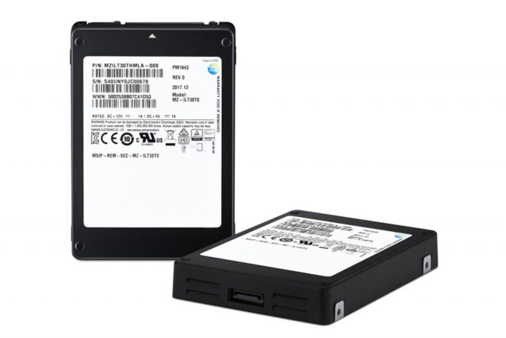 سامسونج تعلن عن قرص SSD الجديد بسعة تخزين 30 ألف جيجابايت 3 سامسونج تعلن عن قرص SSD
