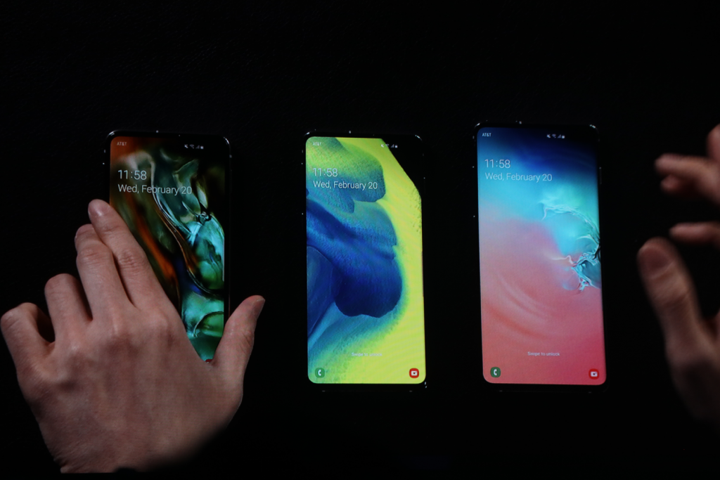 شاشة هذا الجوال تحصل على لقب أفضل شاشة في الجوالات الذكية على الإطلاق 3 Samsung Galaxy S10 2 - مدونة التقنية العربية