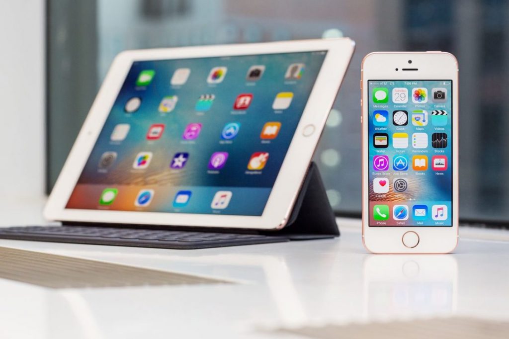 بالصور.. تعرف على كيفية حذف ألبومات الصور على أجهزة آبل، آيفون وآيباد 4 iphone and ipad - مدونة التقنية العربية