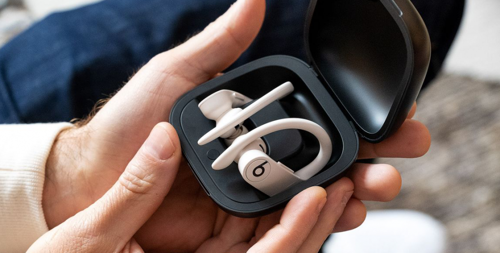 آبل تستعد لفتح باب الحجز المسبق لسماعة Powerbeats برو في هذا الموعد 3 Powerbeats Pro 2 1024x519 - مدونة التقنية العربية