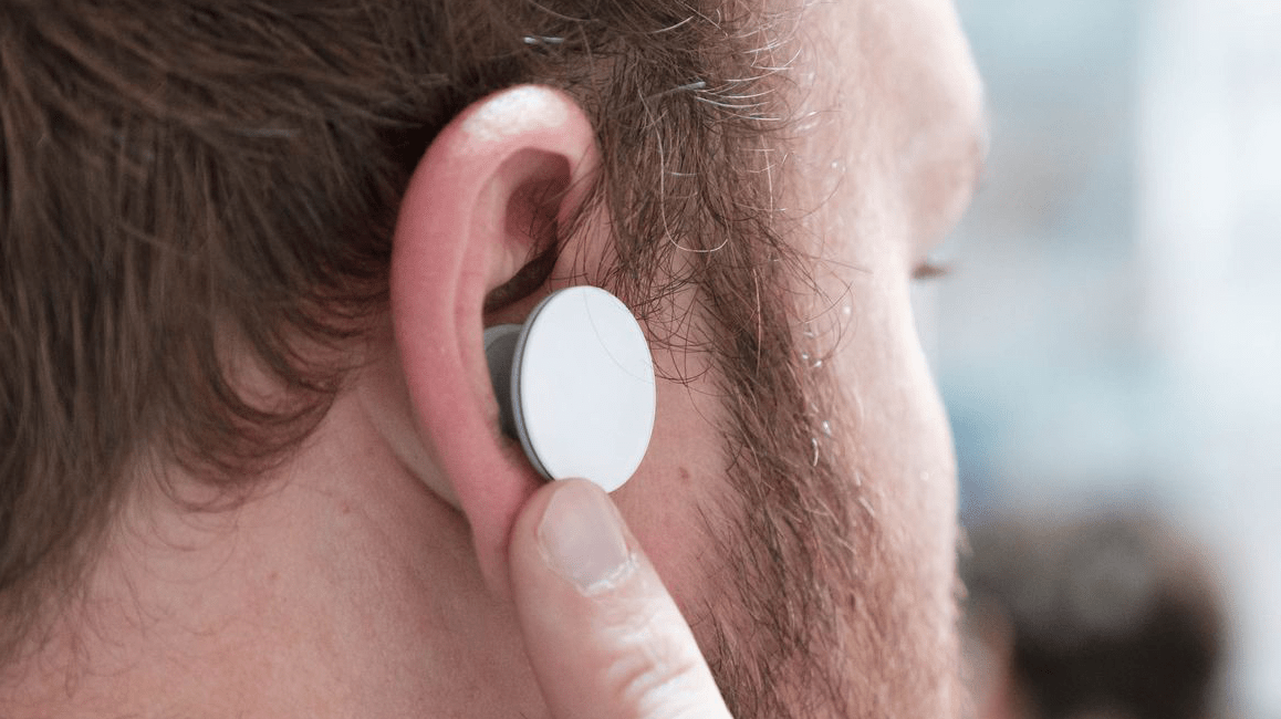 تطلق مايكروسوفت سماعة Surface اللاسلكية بسعر جديد 199 دولار 1 Surface Earbuds 1 - مدونة التقنية العربية