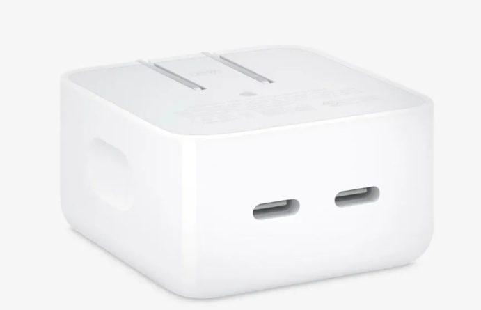 Apple two USB C charger - مدونة التقنية العربية