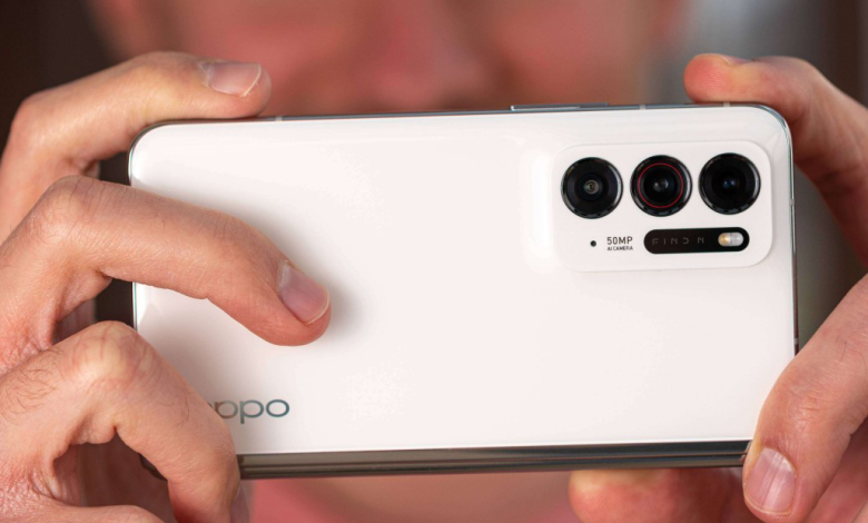 Oppo Find N2 ينطلق قريباً بشاشات E6 بمعدل تحديث 120Hz
