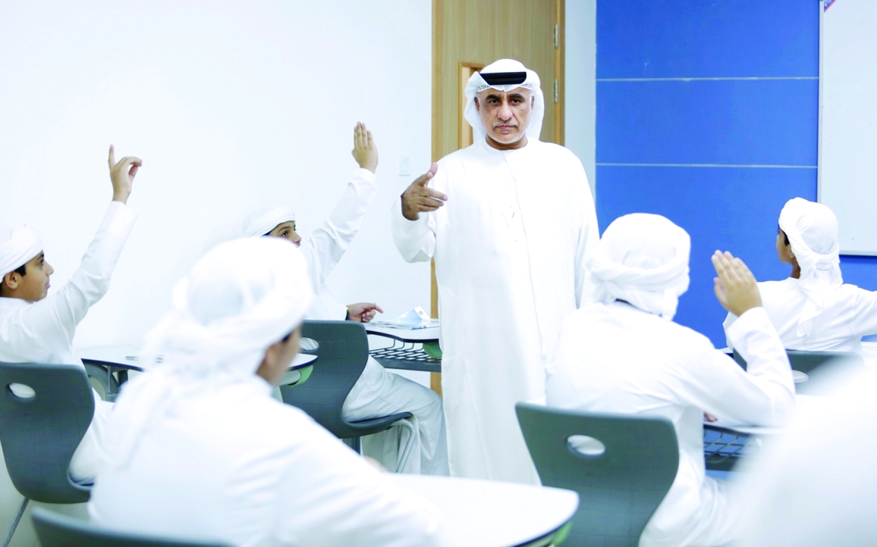 كل ما تريد معرفته عن تراخيص المهن التعليمية في الإمارات