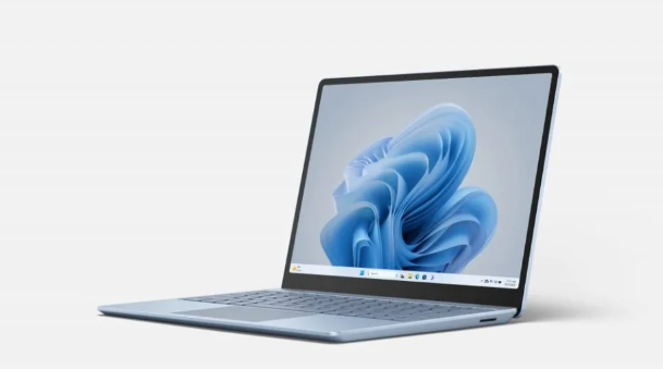 Surface Laptop Go 3 - مدونة التقنية العربية